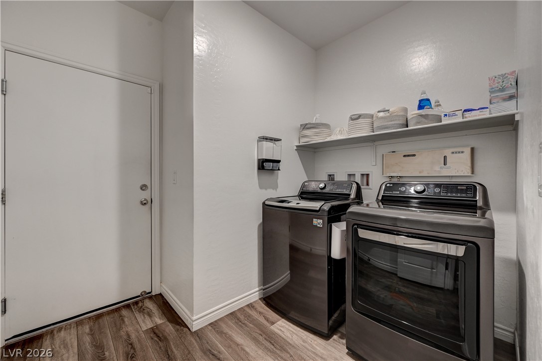 10075 Gila River Street Property Photo 28