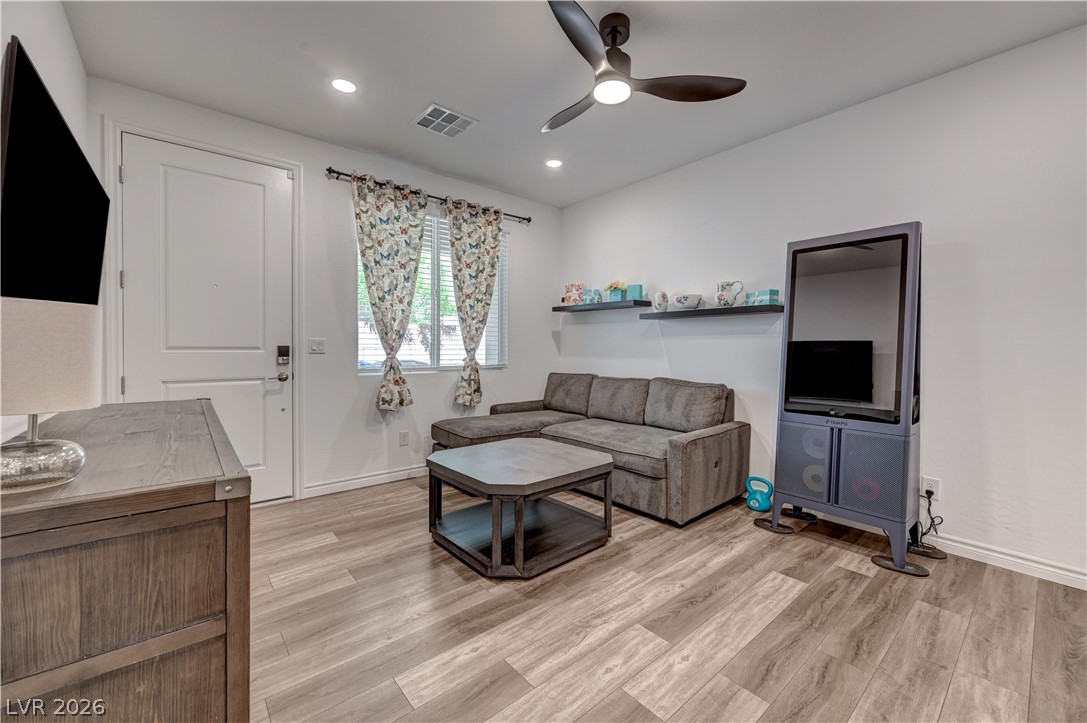 10075 Gila River Street Property Photo 29