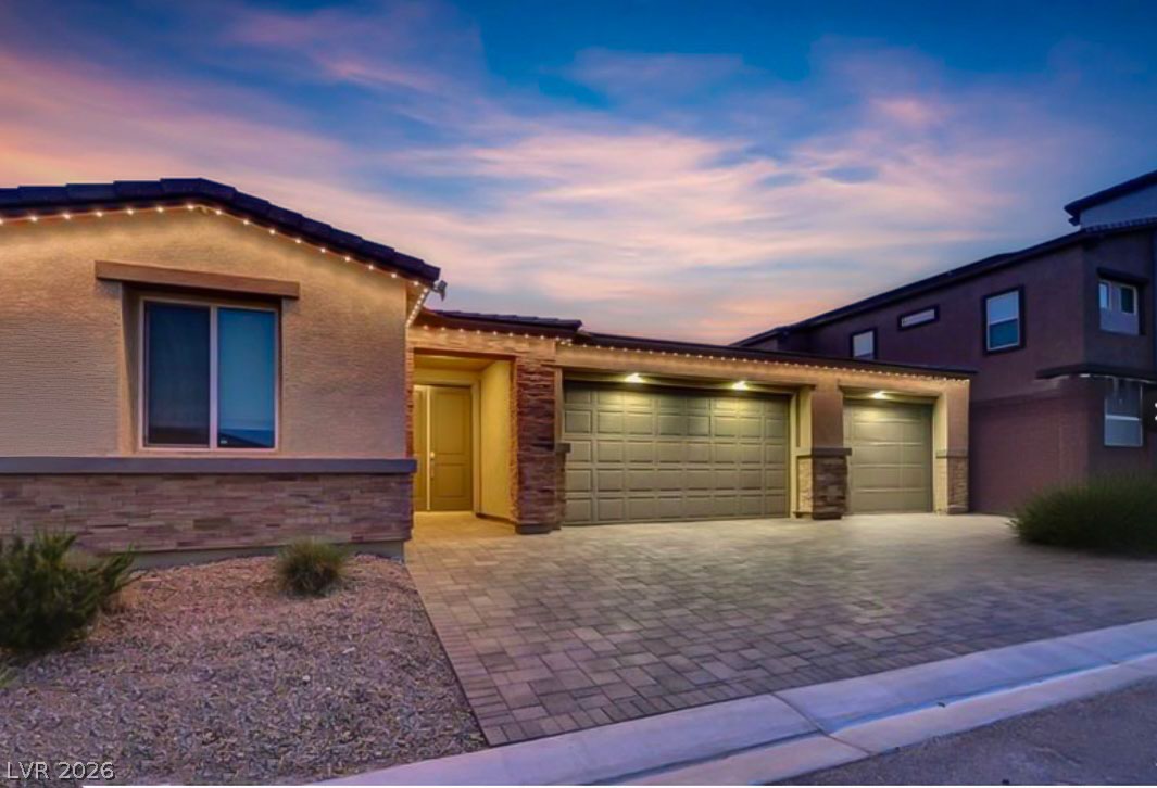 10075 Gila River Street Property Photo 43