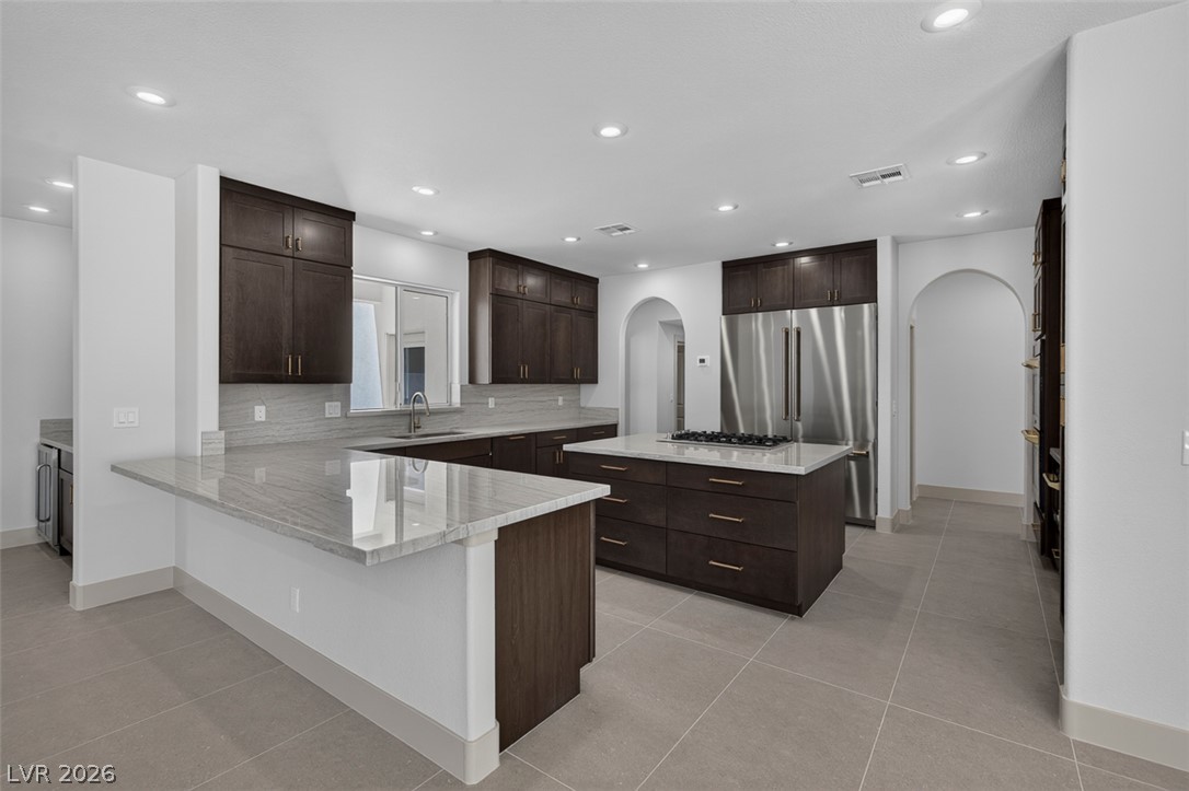 1504 Silver Oaks Street Property Photo 4