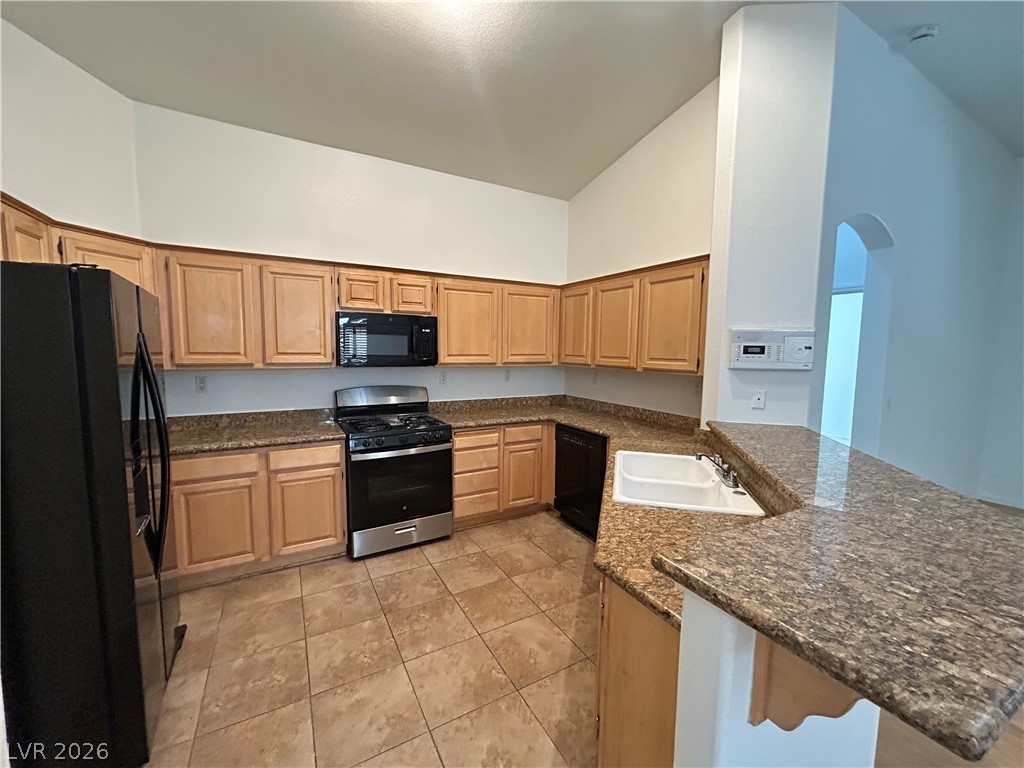 645 Beresford Avenue Property Photo 6