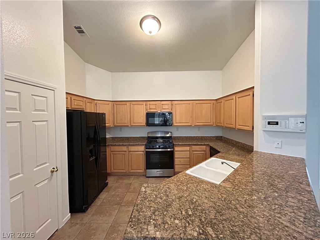 645 Beresford Avenue Property Photo 7