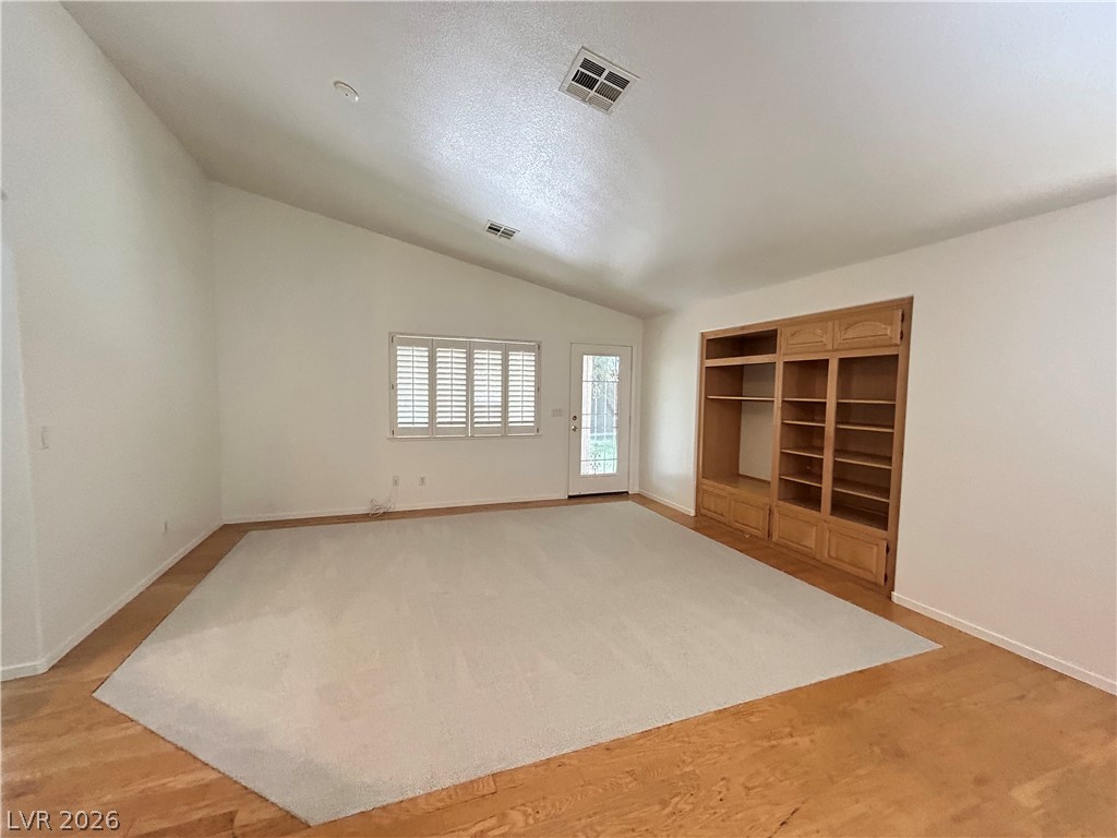 645 Beresford Avenue Property Photo 9