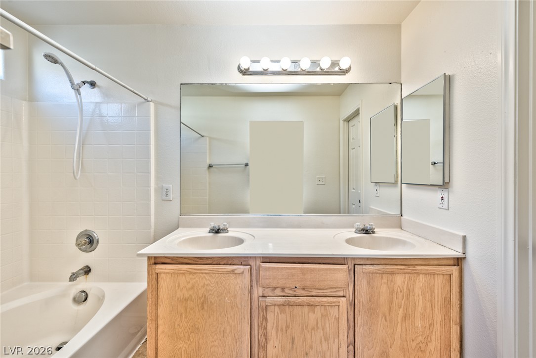 5908 Mahogany Mountain Drive Property Photo 17