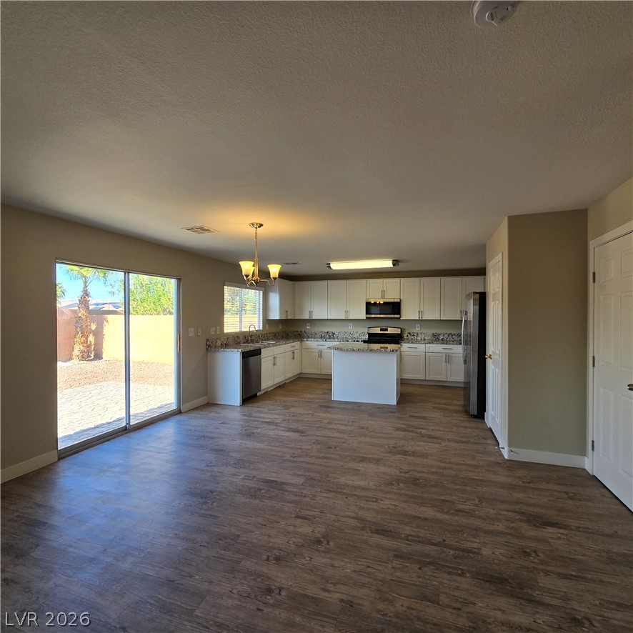 2506 Paradise Isle Avenue Property Photo 16
