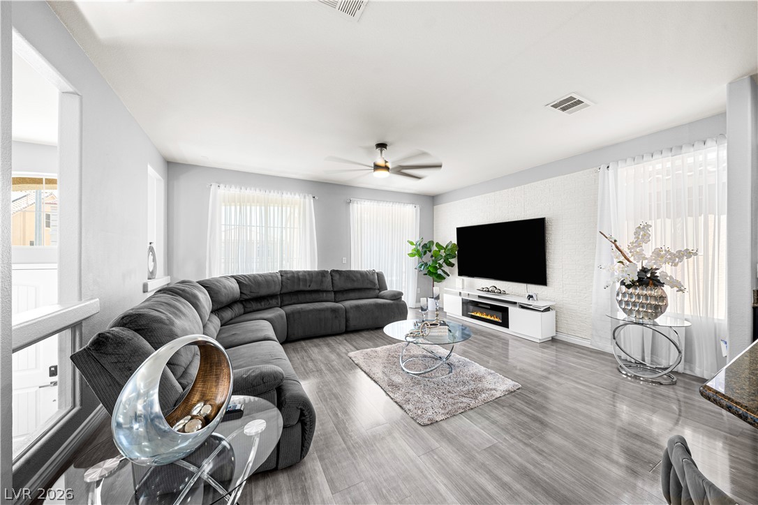 9420 Logan Ridge Court Property Photo 4