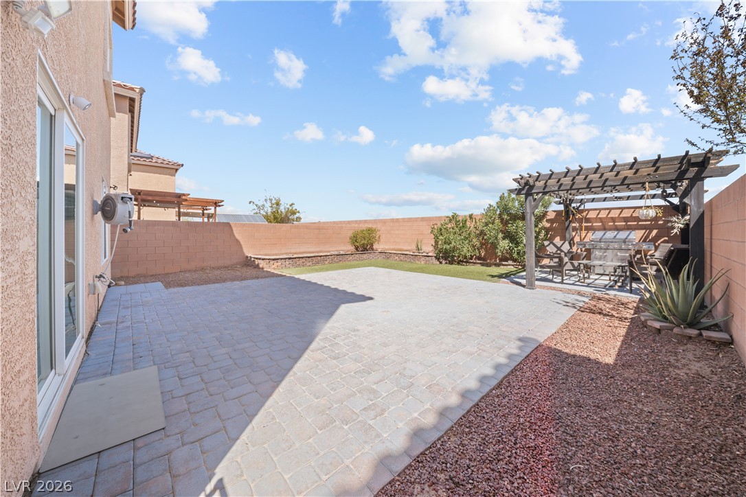 9420 Logan Ridge Court Property Photo 33