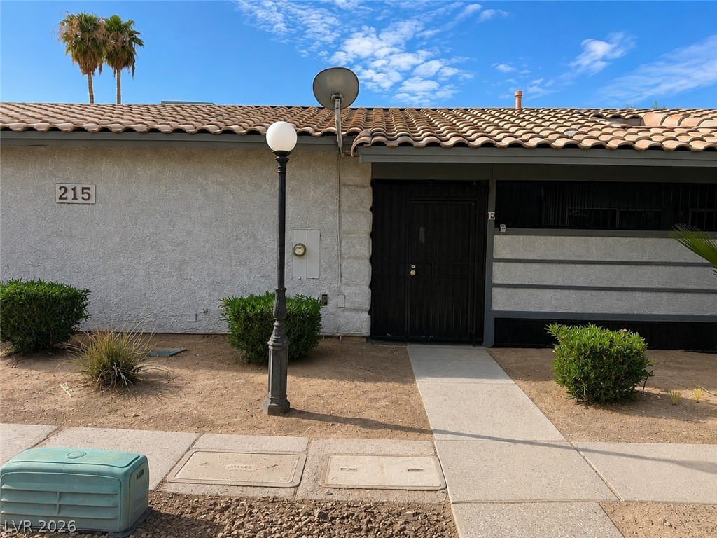 215 North Lamb Boulevard E Property Photo 1