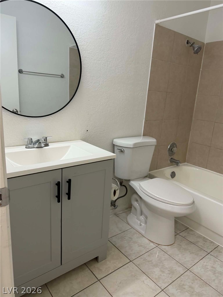 215 North Lamb Boulevard E Property Photo 18