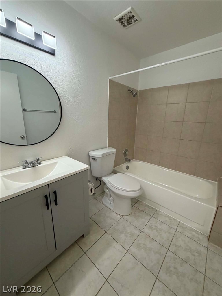 215 North Lamb Boulevard E Property Photo 19