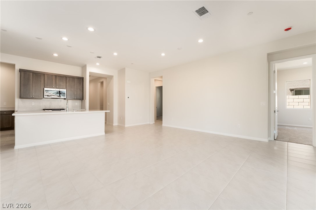 650 Ambridge Drive Property Photo 3