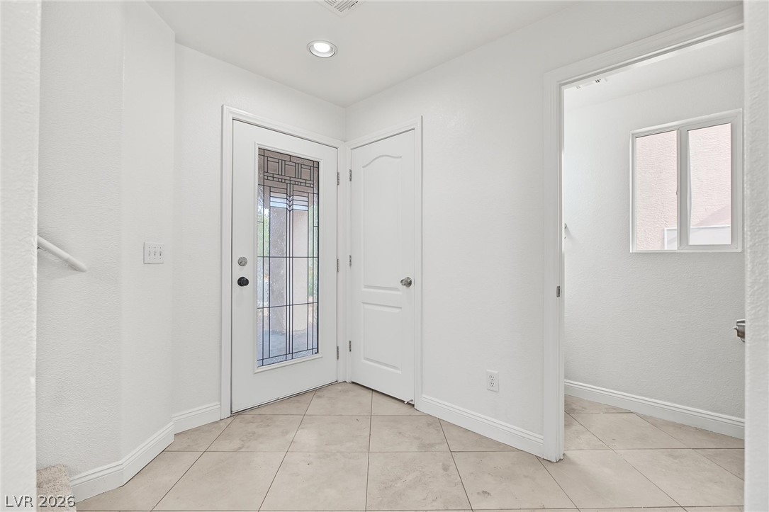 8470 Summers Ranch Court Property Photo 4