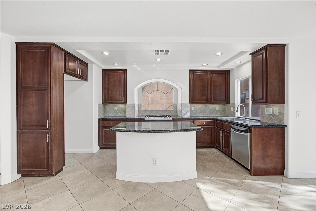 8470 Summers Ranch Court Property Photo 8