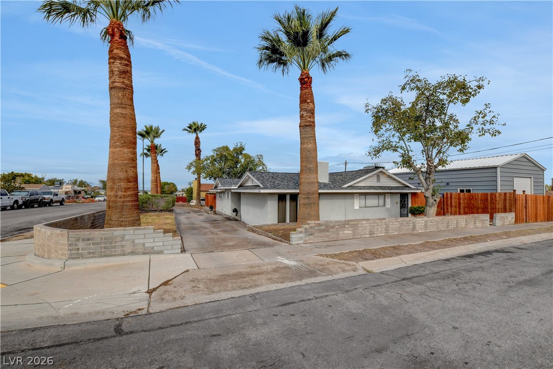 443 National Street Property Photo 3
