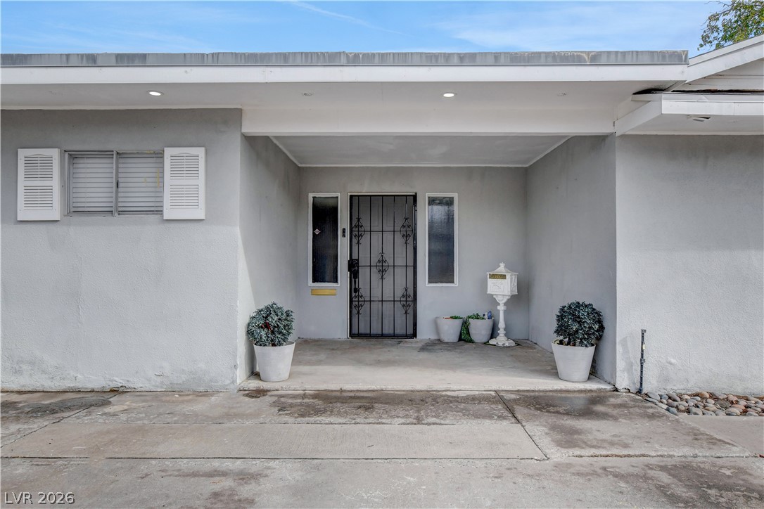 443 National Street Property Photo 5