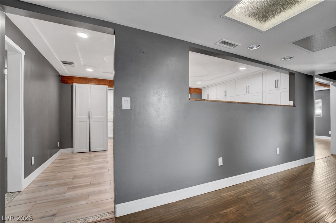 443 National Street Property Photo 8