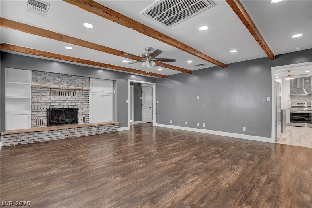 443 National Street Property Photo 12