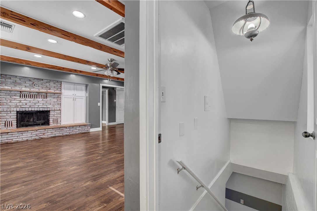 443 National Street Property Photo 14