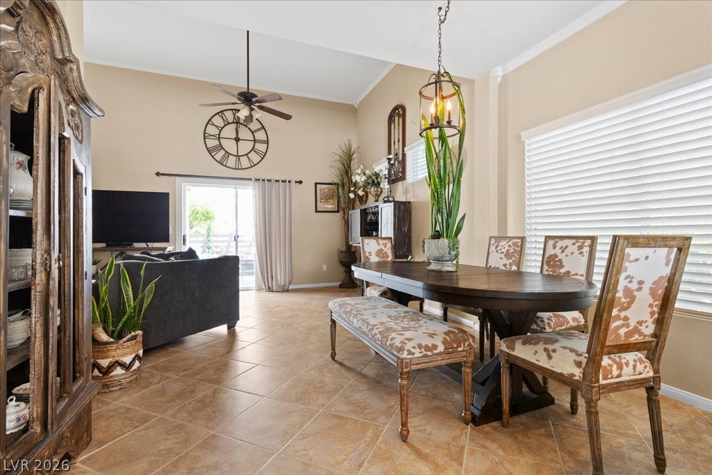 10528 India Hawthorn Avenue Property Photo 8
