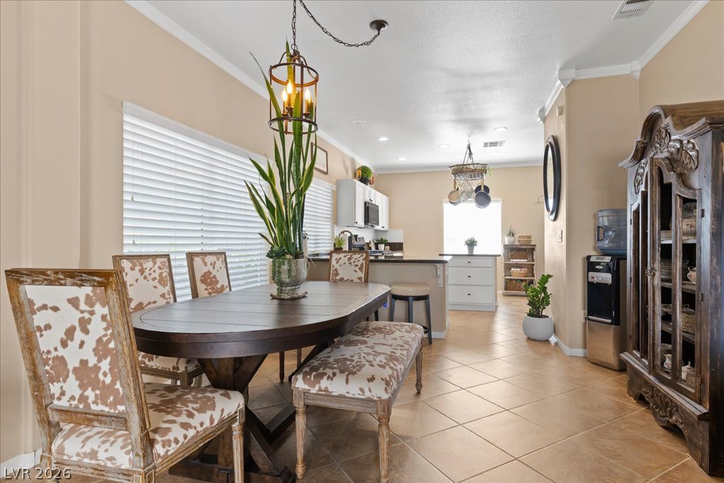 10528 India Hawthorn Avenue Property Photo 9