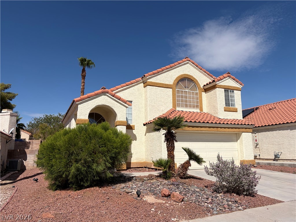 2713 Brienza Way Property Photo 2