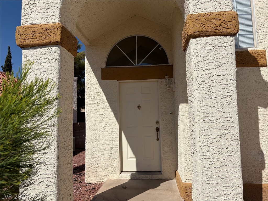2713 Brienza Way Property Photo 4