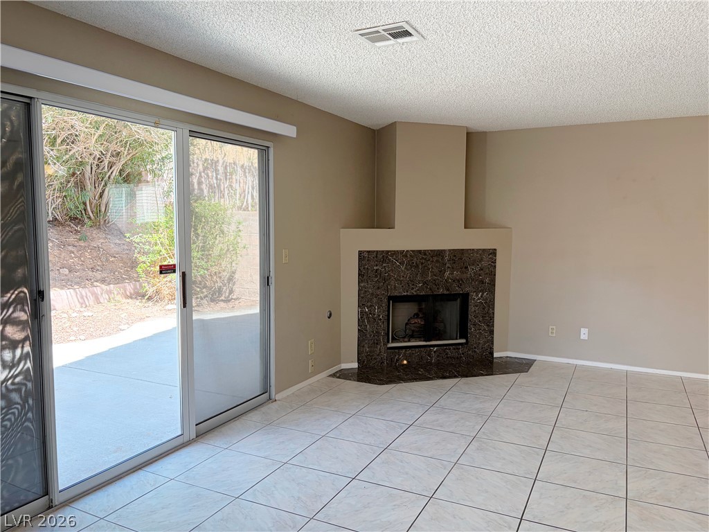 2713 Brienza Way Property Photo 17