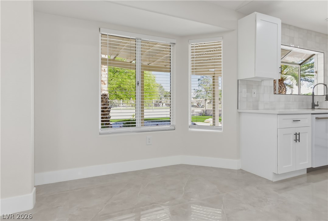 2920 Crown Ridge Drive Property Photo 27