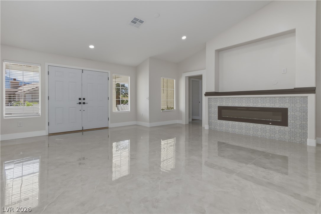 2920 Crown Ridge Drive Property Photo 32