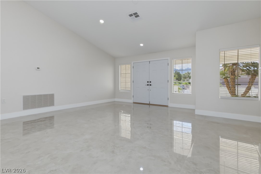 2920 Crown Ridge Drive Property Photo 33