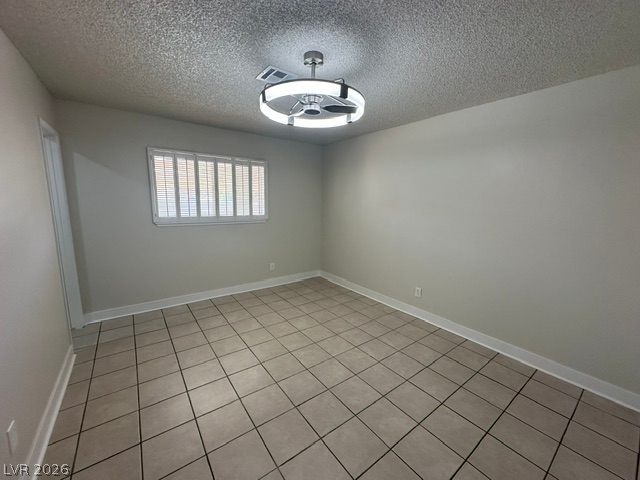 3322 South Pecos Road Property Photo 13