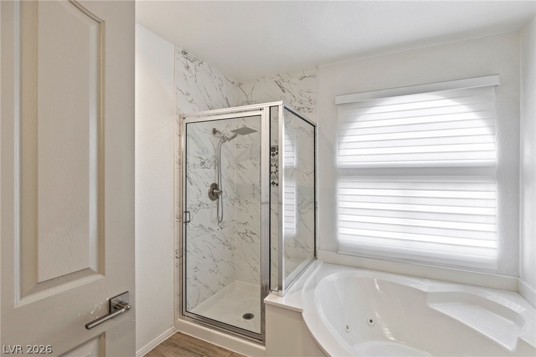 38 Diplomat Court Property Photo 19