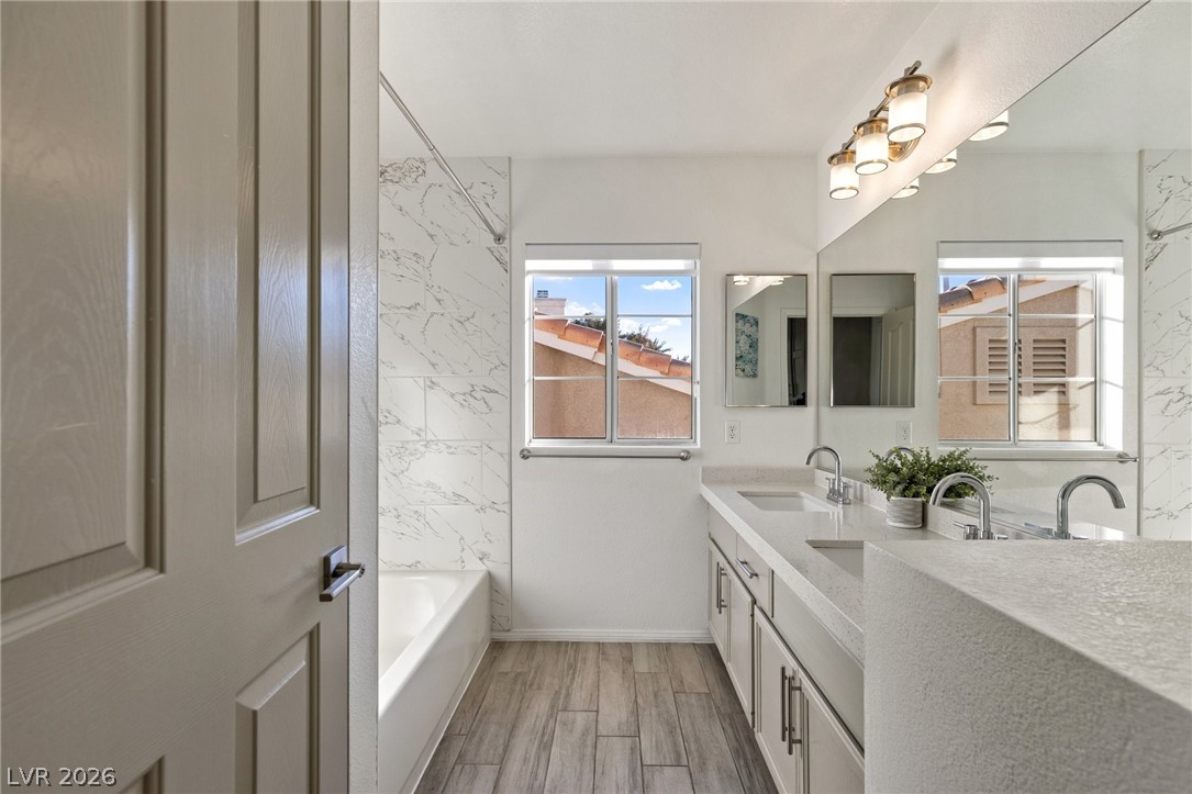 38 Diplomat Court Property Photo 24