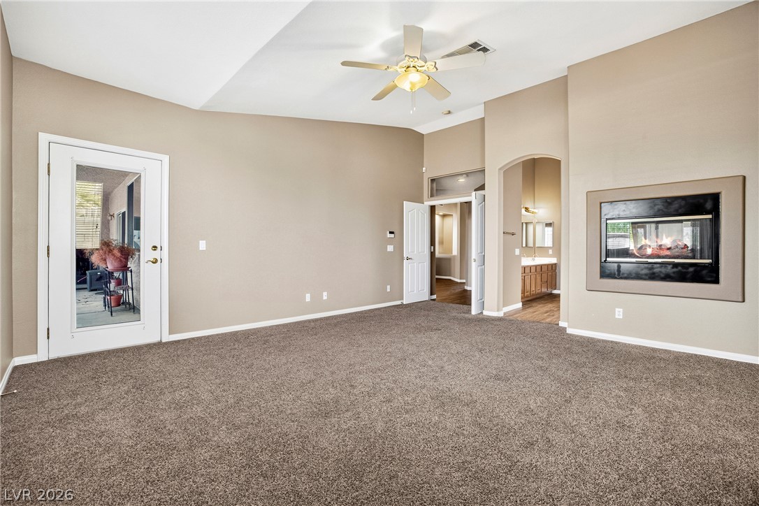 348 Quiet Harbor Drive Property Photo 14