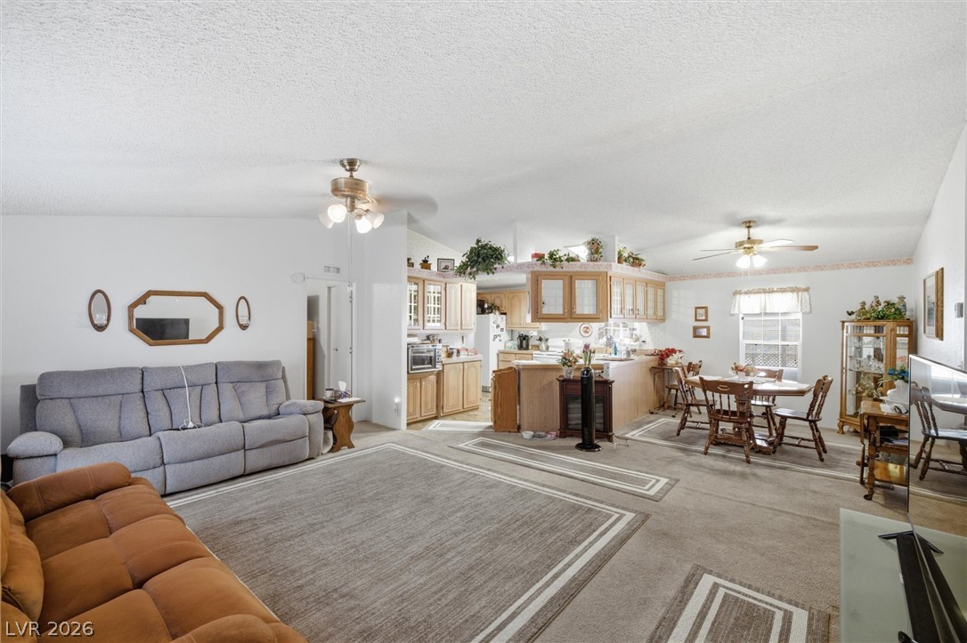 2430 Quebec Street Property Photo 6