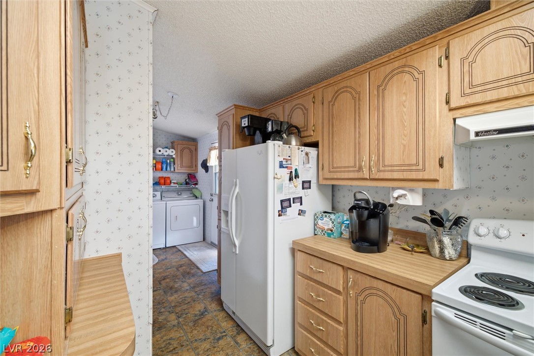 2430 Quebec Street Property Photo 12