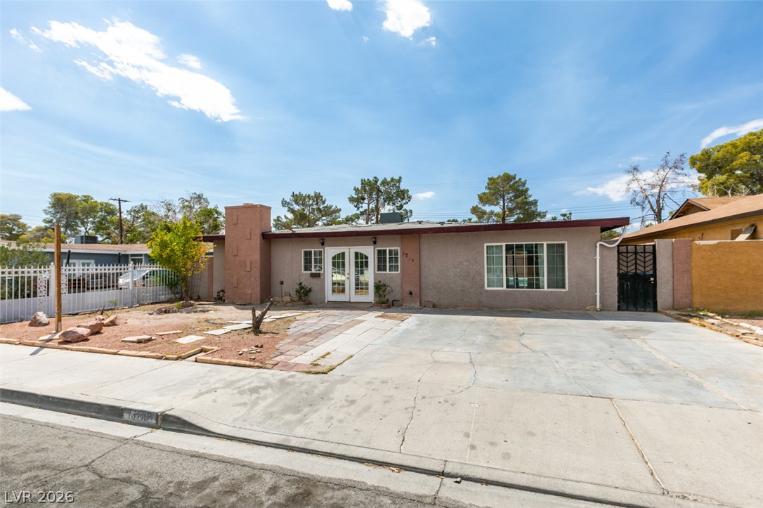 3713 San Joaquin Avenue Property Photo 2