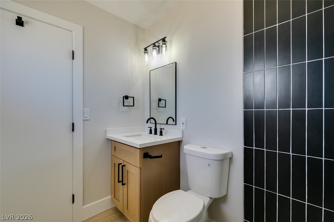 5920 Forrest Hills Lane Property Photo 38