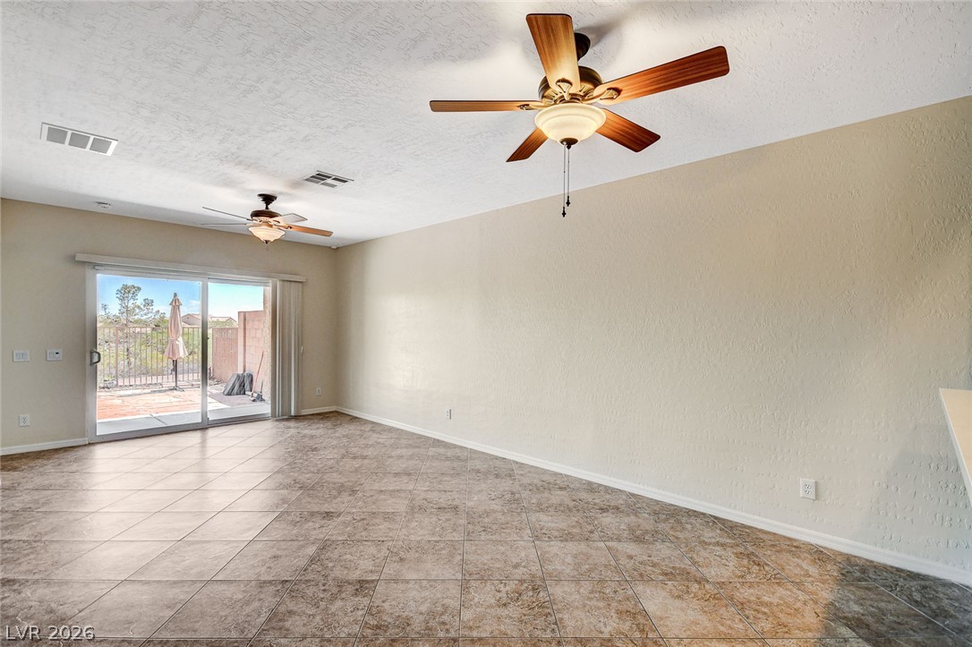 8952 Sandy Isle Court Property Photo 14