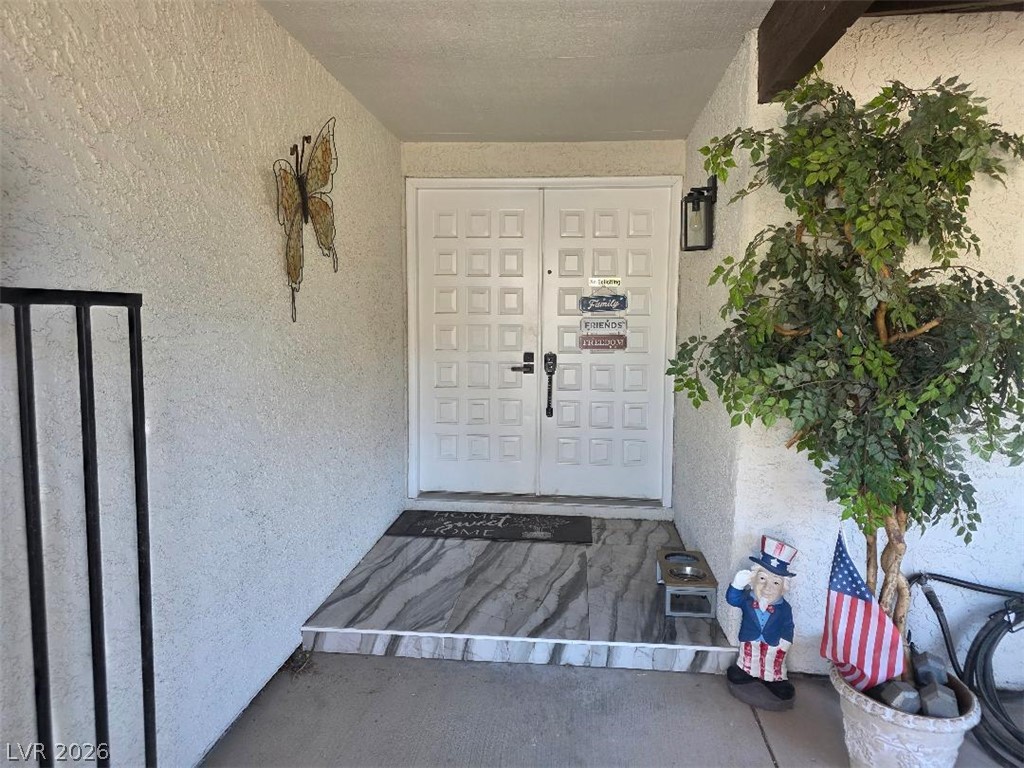 5532 Ramillete Road Property Photo 3