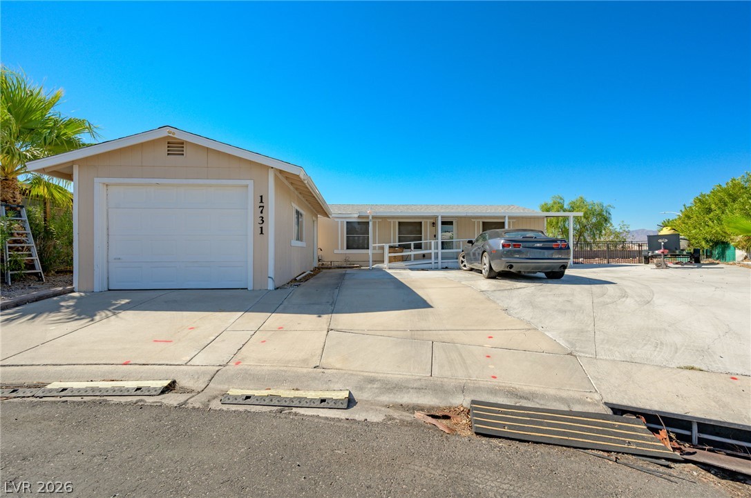 1731 Esquina Street Property Photo 1