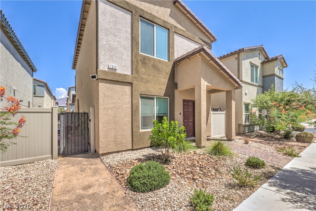 7313 Sunray Point Street Property Photo 2