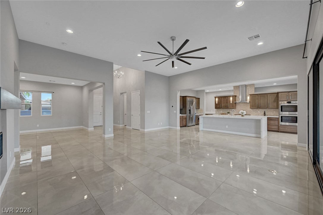 8477 Wolf Mountain Court Property Photo 11