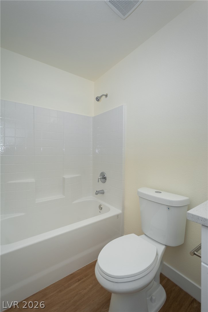 660 San Lorenzo Street Property Photo 12