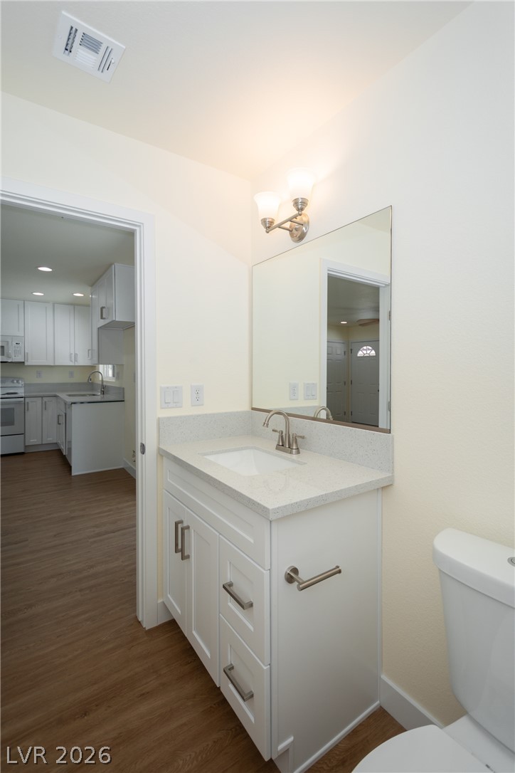660 San Lorenzo Street Property Photo 17