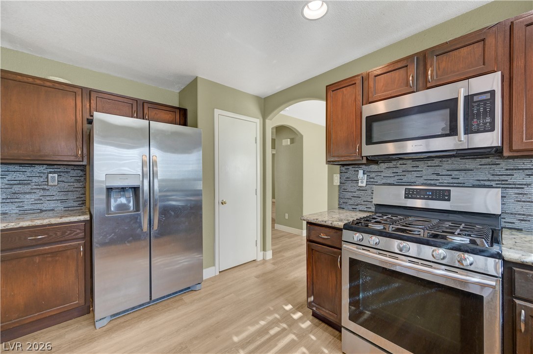 4981 Lunetto Avenue Property Photo 13