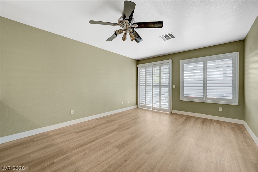 4981 Lunetto Avenue Property Photo 17