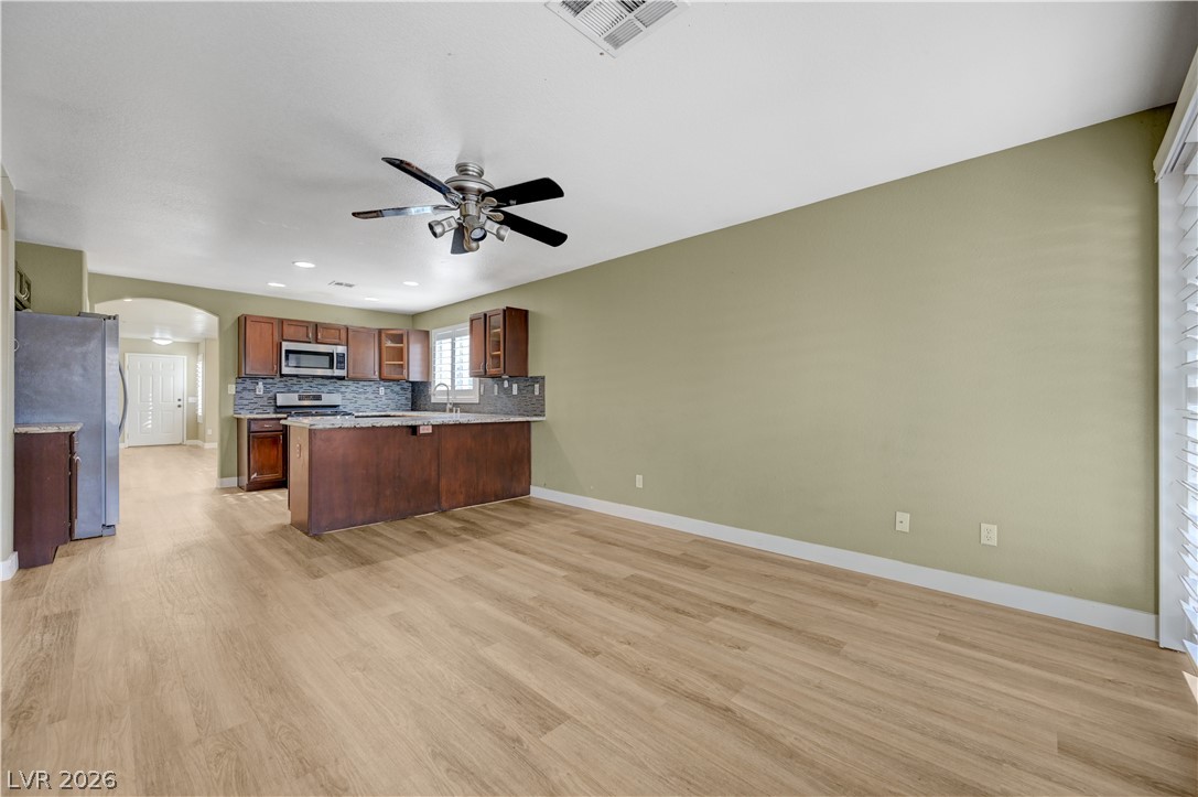4981 Lunetto Avenue Property Photo 20