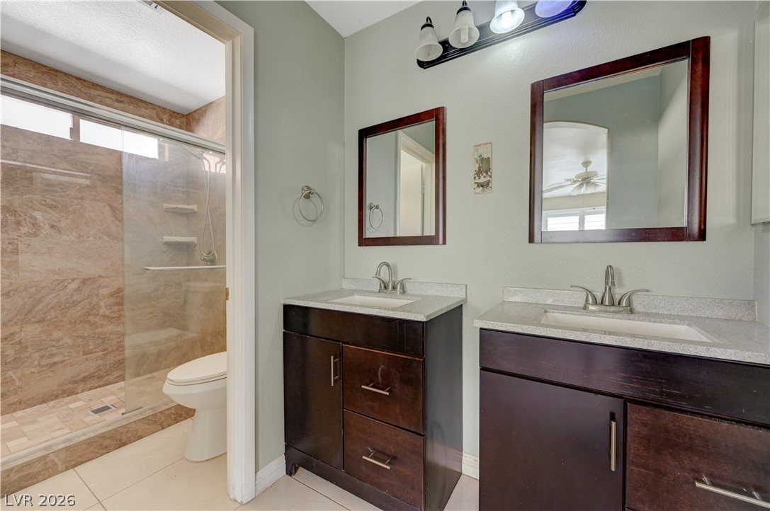 4981 Lunetto Avenue Property Photo 26