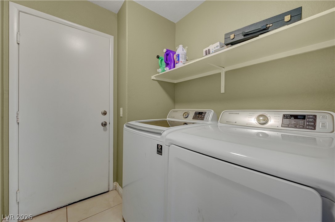 4981 Lunetto Avenue Property Photo 36